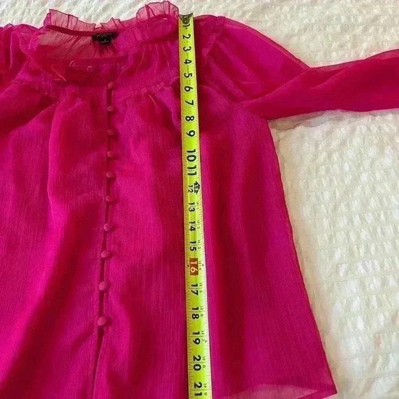 Ann Taylor Petite Small fuscia button up top - Picture 5 of 7